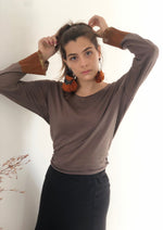 blusa em tecido de algodao com pintura nos punhos -Cristina Cordeiro