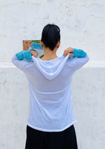 Blusa com capuz de algodão Nuvem _ Cristina Cordeiro